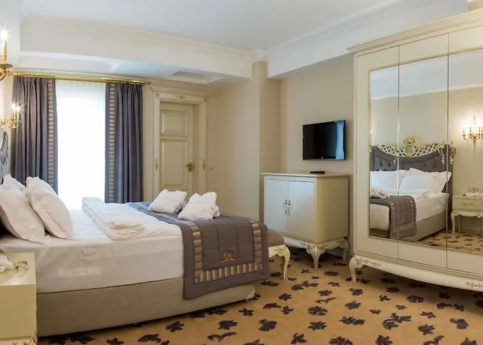 Отель Cassiel 4*