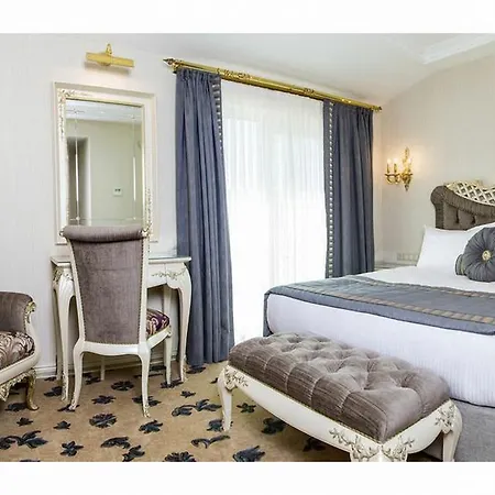 Hotell Cassiel 4*