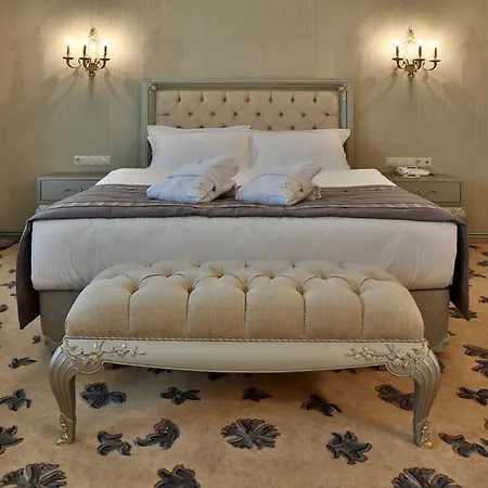 Cassiel Hotell