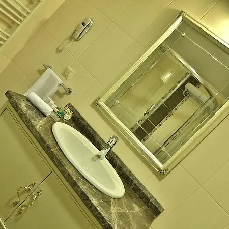 Cassiel Hotell 4*